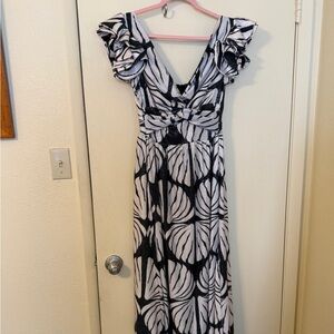 Elegant Black and White Patterned Dress
